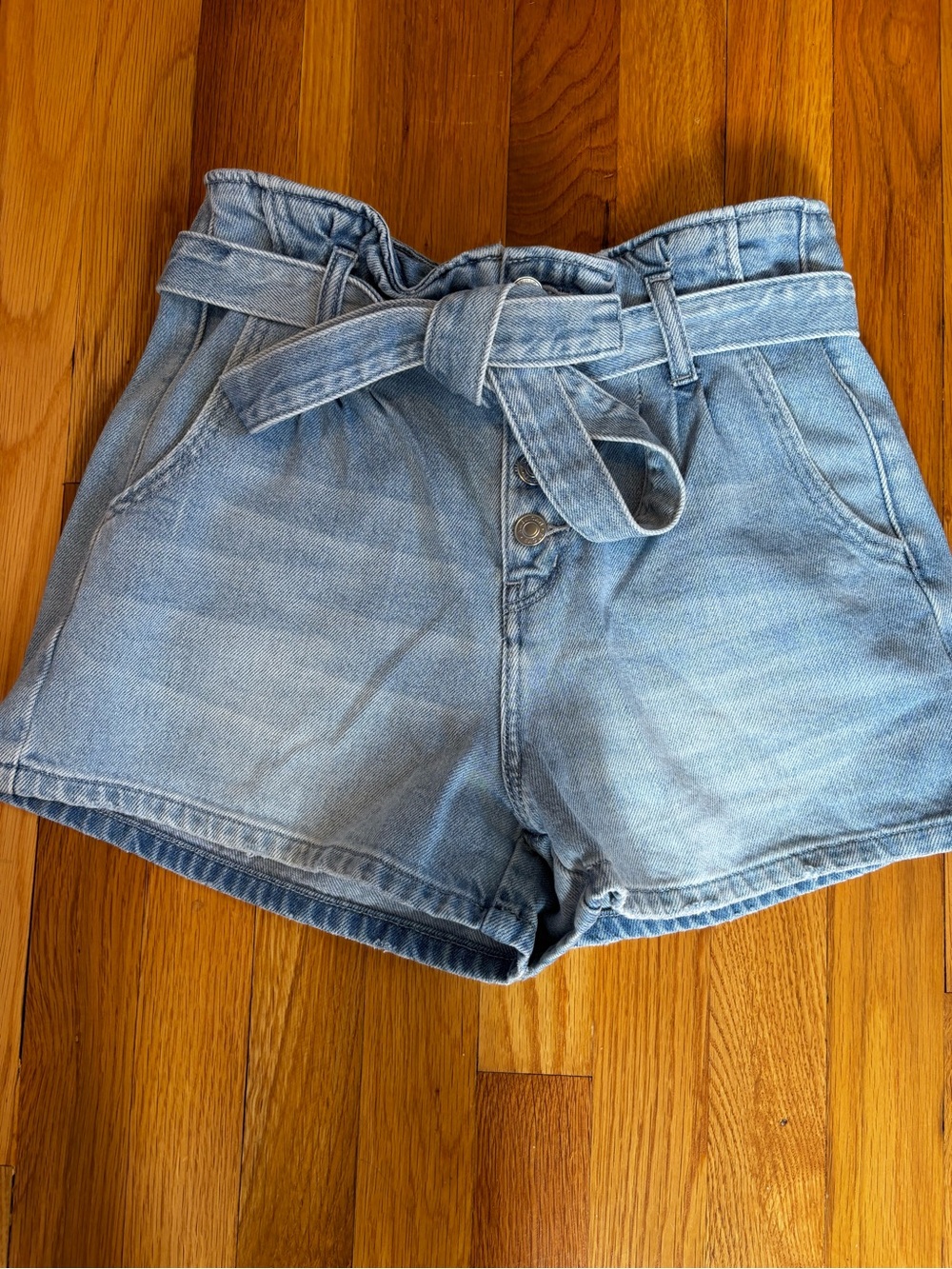 American Eagle Outfitters Light Blue High-Waist Paperbag Denim Shorts with Tie - Picture 1 of 4